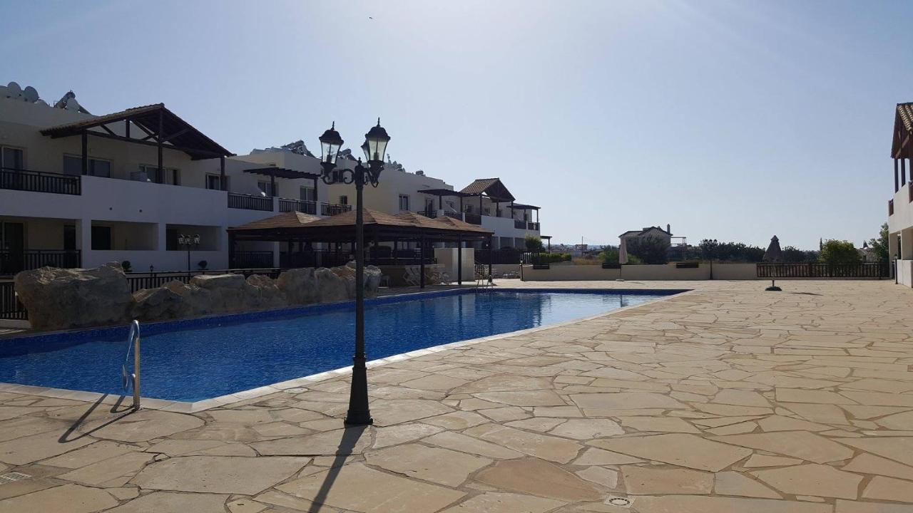 Pleasantly Furnished Apartment B201 With Large Terrace, Wi-Fi & Android Tv Пейя Екстер'єр фото